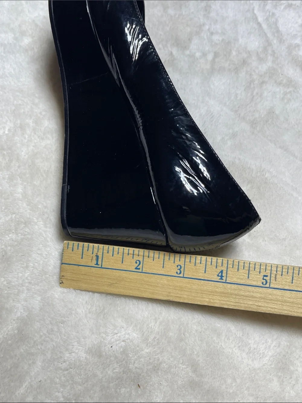 KORS Michael Kors Black Patent Wedge Peep-Toe Pumps Size 6
